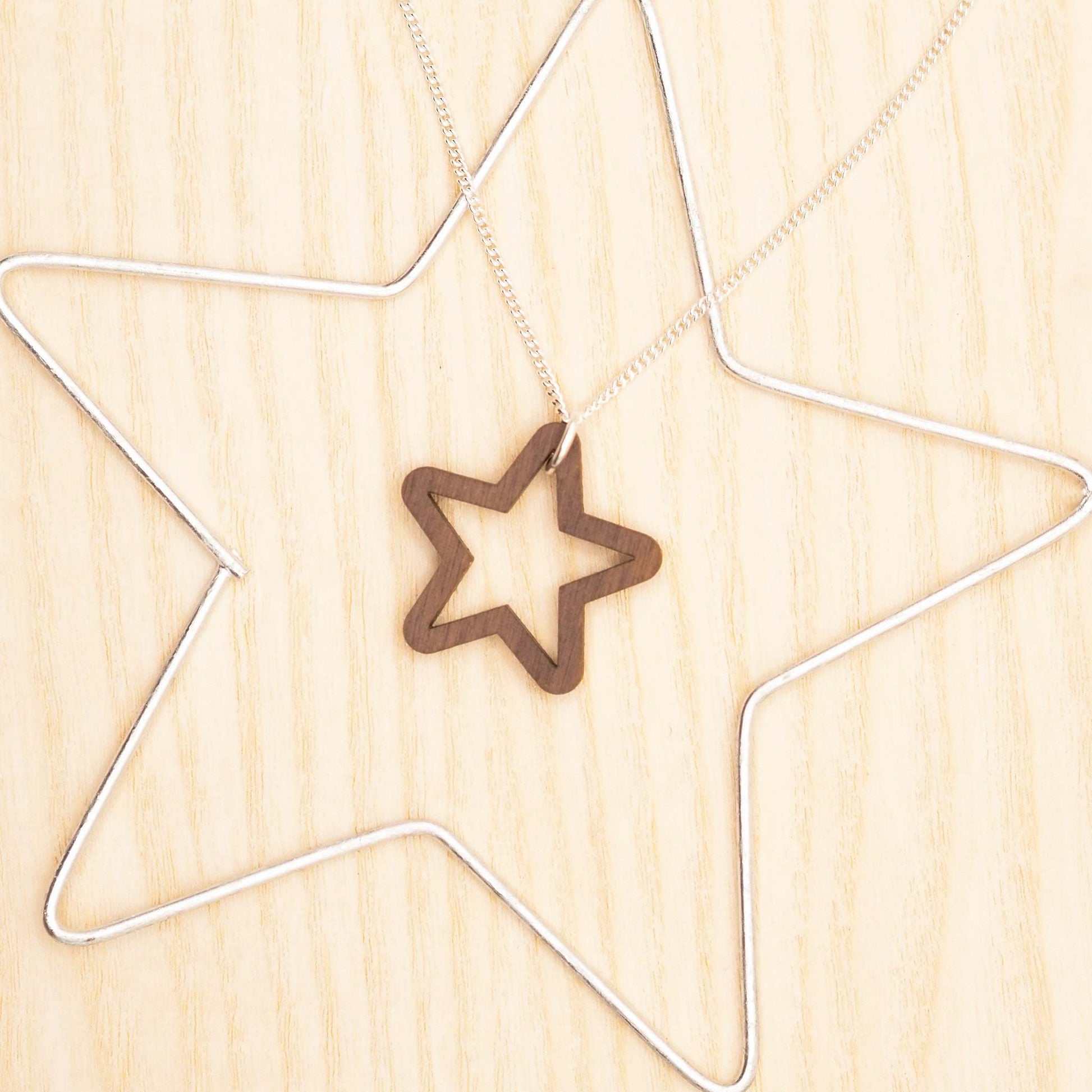 Add star quality to your look with our chunky star necklace